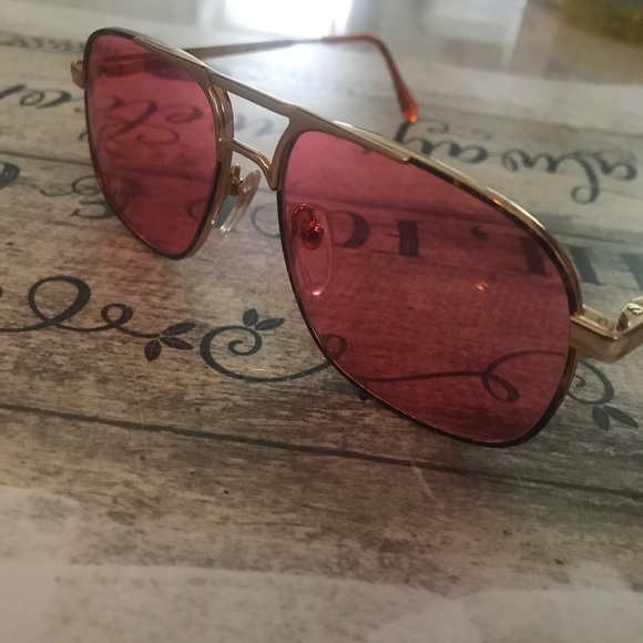 Rare "Vintage Frames Company" Red lens sunglasses - Picture 2 of 5